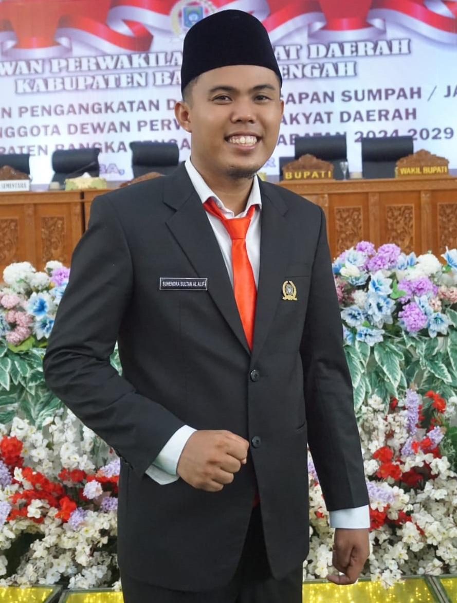 Suhendra-Sultan-Al-Alif-Anggota-DPRD-Bangka-Tengah-Fraksi-PDI-Perjuangan-neee
